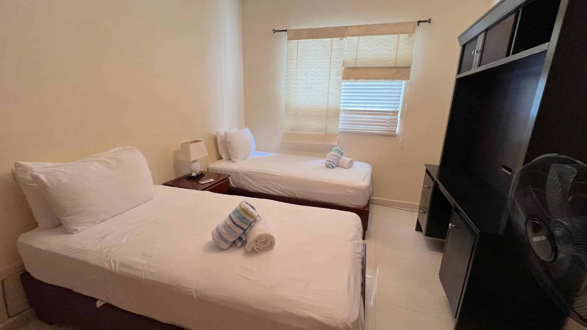 Aventura Tropical - Villas And Suites - Playa Los Corales Punta Cana 5*,